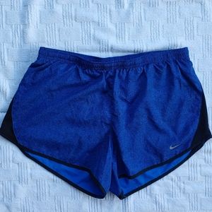 EUC Nike running shorts size medium